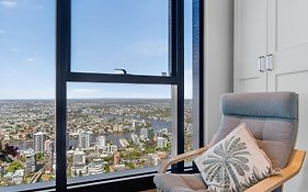 Oasis Retreat On Level 71 In Skytower